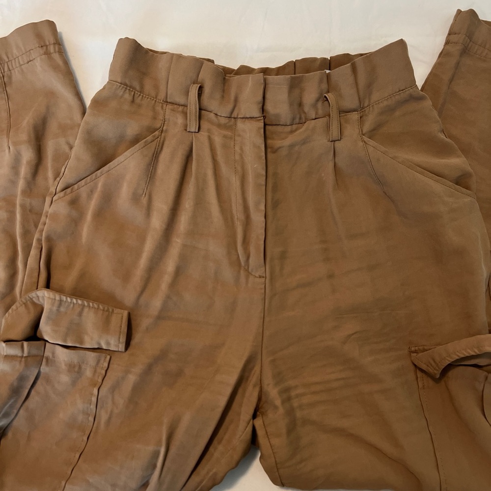 H&M highwaisted cargo pants